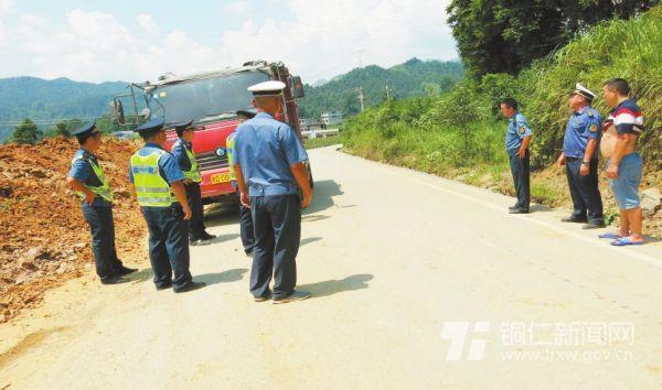 红土村委会优化交通网络，提升村民出行体验的最新报道